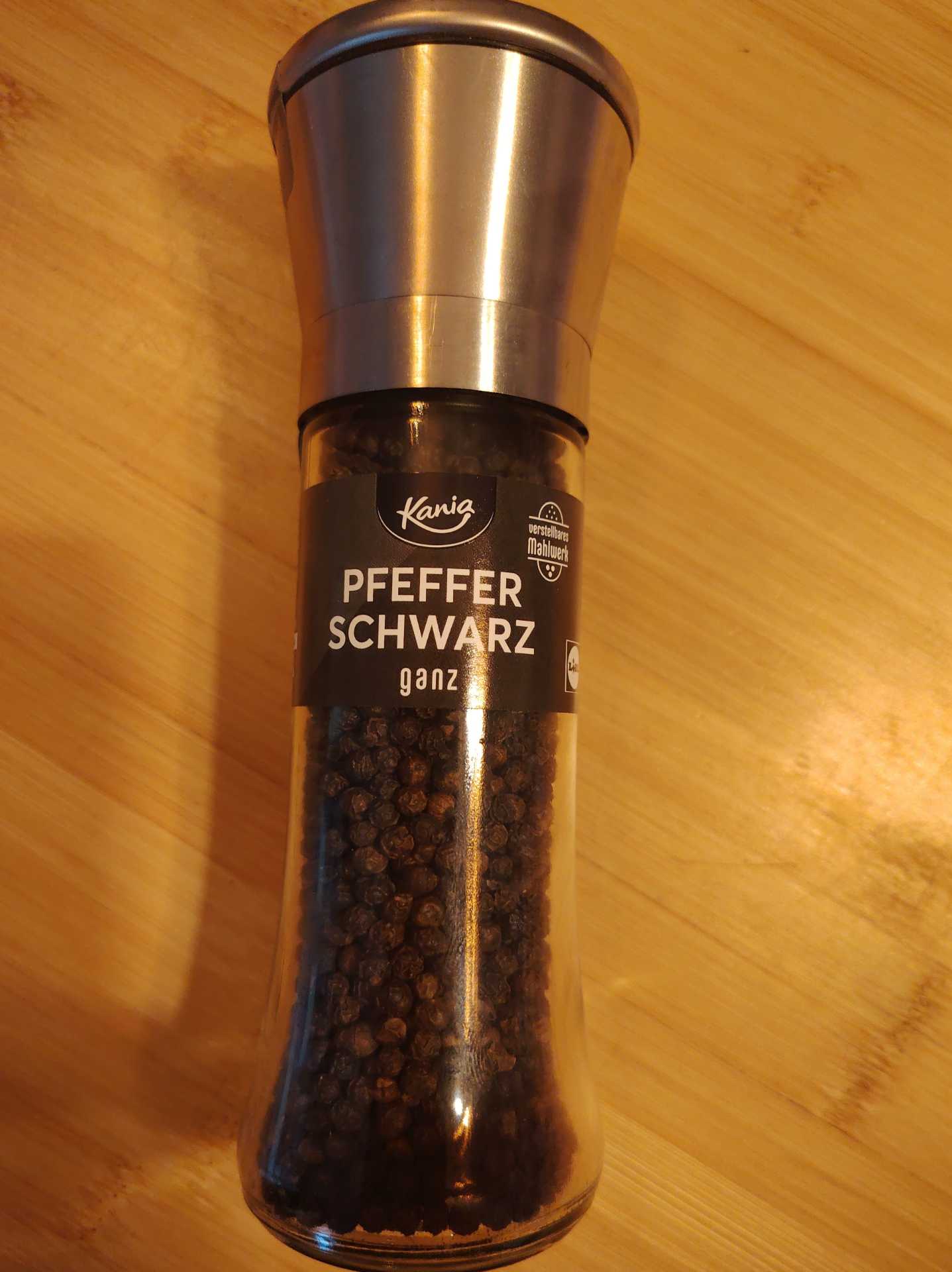 Pfeffer schwarz
